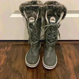 Aleader Tall Lace Up Weatherproof Boots SZ 7